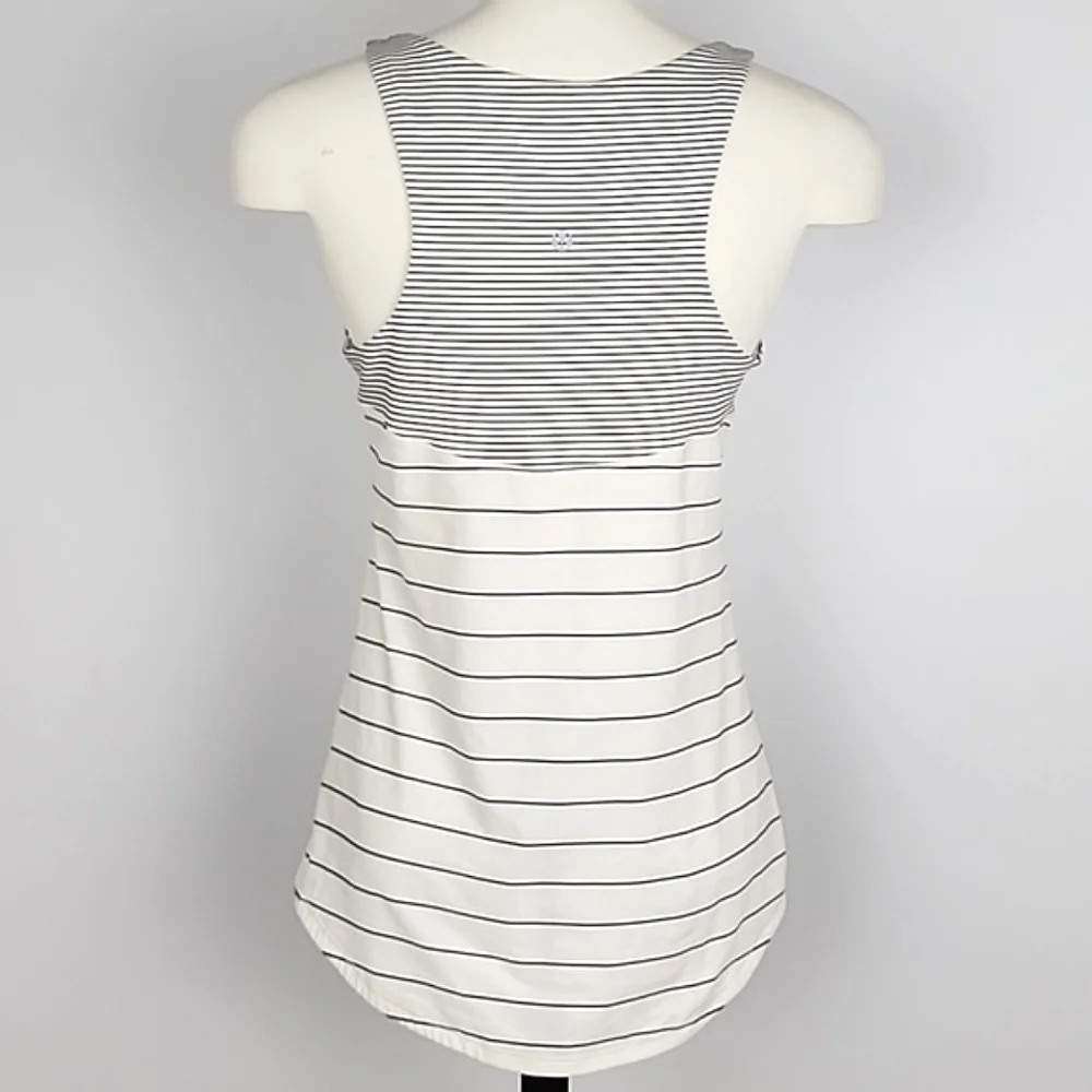 Lululemon Women's Racerback White Black Pin Striped Tank Top Stretch Size 6/8 - Picture 3 of 12